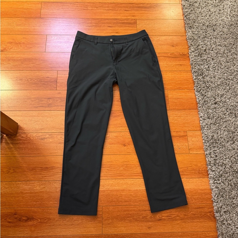 lululemon athletica Black Dress Pants with Straight Leg Design 33x29